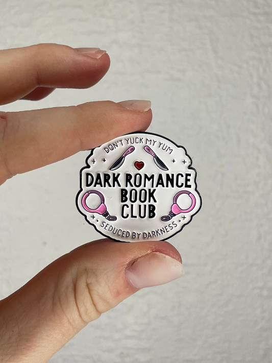 Broche livresque